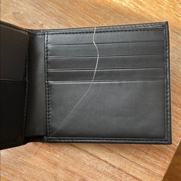 Men’s Hugo Boss Wallet - Picture 3 of 8